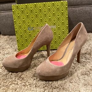 Gianni Bini Mink Taupe Heels